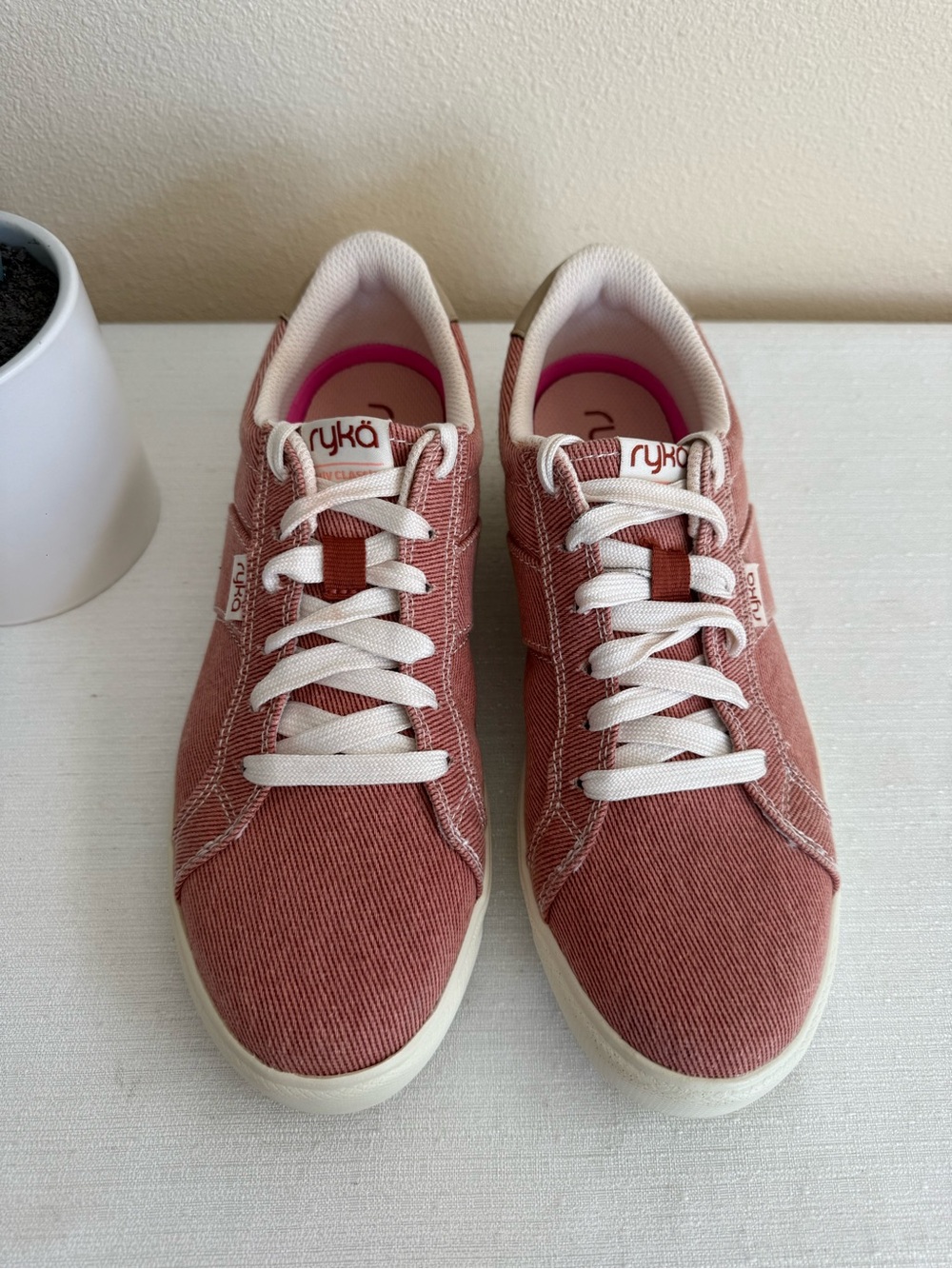 New RYKA Classic Women's Sneakers in Dusty Rose Canvas and Cream - Picture 2 of 10